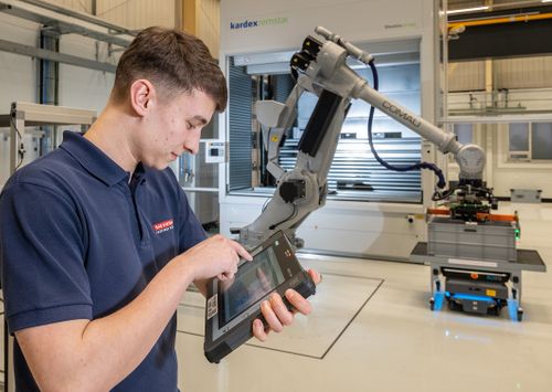 FACTORY OF THE FUTURE OPTS FOR MOBILE ROBOTS FROM RARUK AUTOMATION